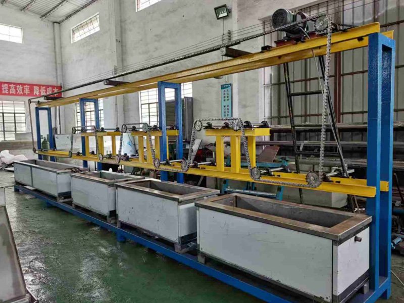Multi-tank ultrasonic cleaning combination